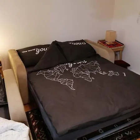: Pretty Studio In Old Town *